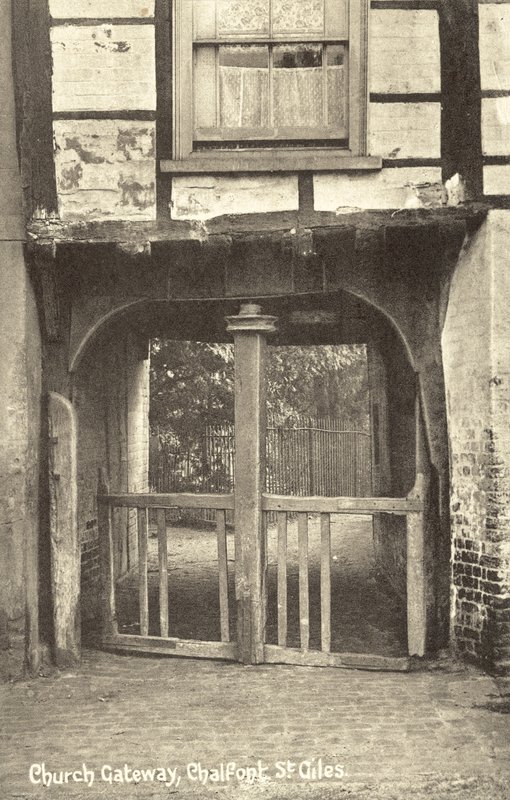 Portale della Chiesa, Chalfont St Giles, Buckinghamshire da English Photographer