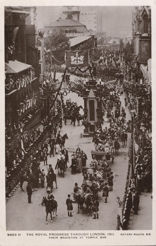 Processione di incoronazione di Re Giorgio V e della Regina, Temple Bar, Londra da English Photographer