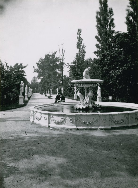 Cremorne Gardens, Londra: Passeggiata Italiana da English Photographer