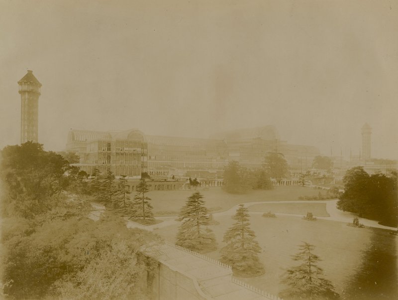 Crystal Palace, Sydenham, Londra da English Photographer