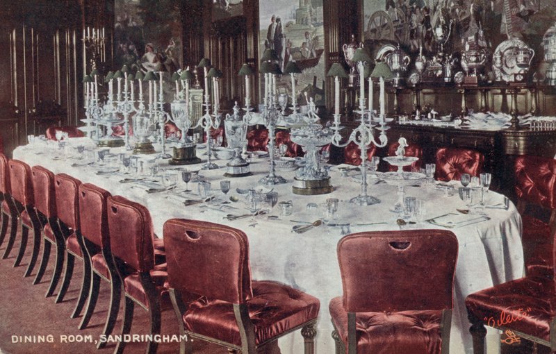 Sala da pranzo a Sandringham House, Norfolk da English Photographer