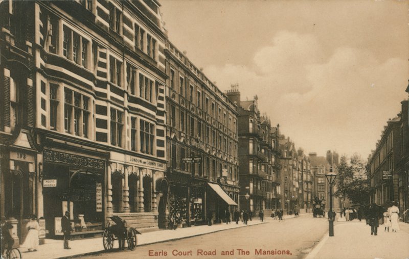 Earls Court Road e The Mansions, Londra da English Photographer