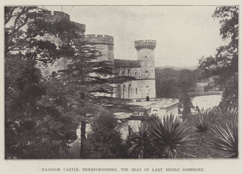 Castello di Eastnor, Herefordshire, la residenza di Lady Henry Somerset da English Photographer