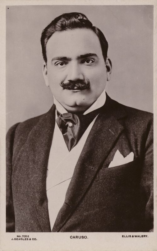 Enrico Caruso da English Photographer