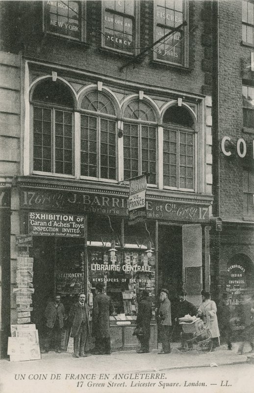 Libreria Francese, 17 Green Street, Leicester Square, Londra da English Photographer