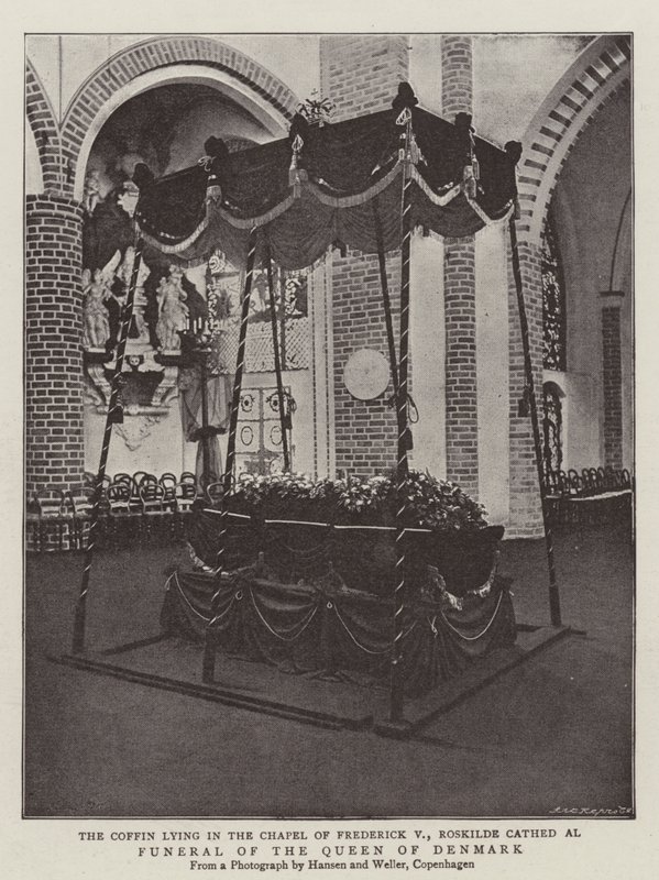 Funerale della regina di Danimarca da English Photographer