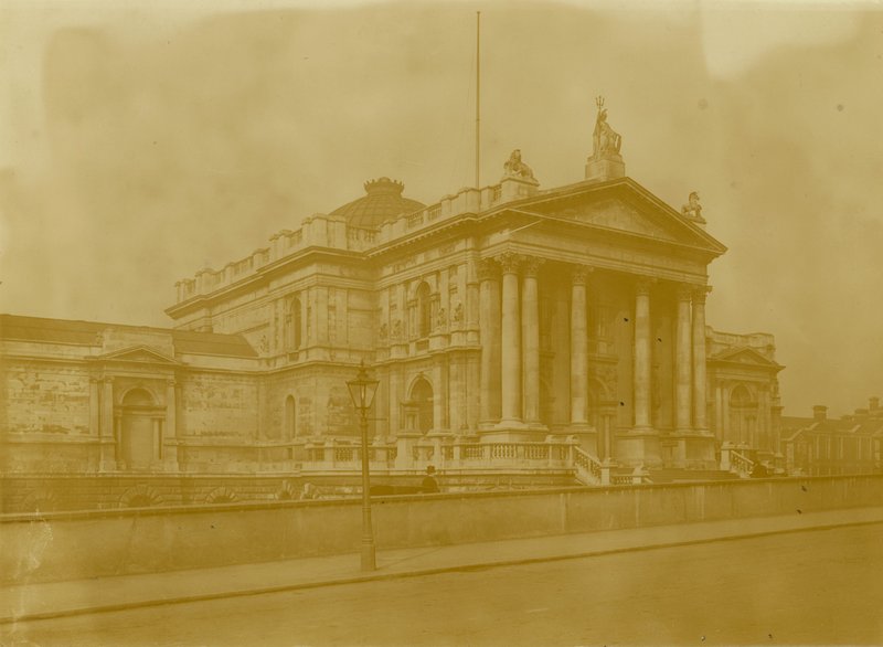 Vista generale della Tate Gallery da English Photographer