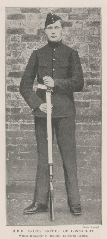 SAR il principe Arturo di Connaught, il cui reggimento è ordinato in Sudafrica da English Photographer