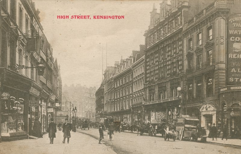 High Street, Kensington da English Photographer