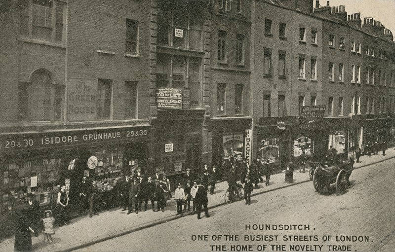 Houndsditch, una delle strade più trafficate di Londra, la casa del commercio di novità, Londra da English Photographer