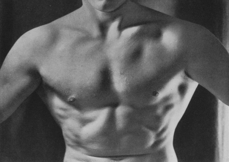 Illustrazione per Il Corpo Maschile (foto in b/n) da English Photographer