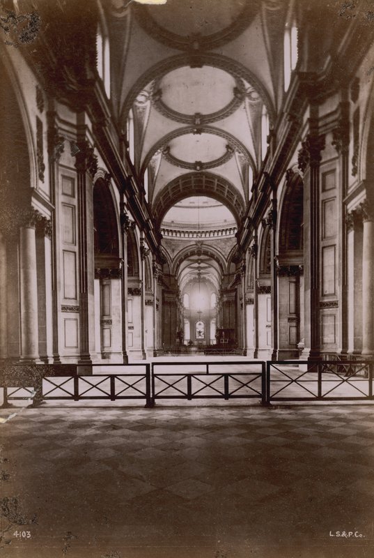 Interno della Cattedrale di San Paolo da English Photographer