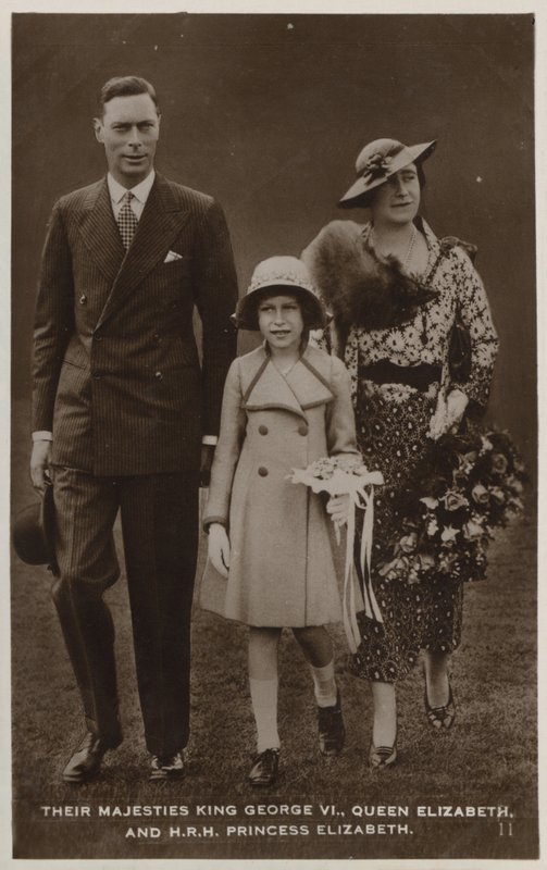 Re Giorgio VI, Regina Maria e la loro figlia maggiore, Principessa Elisabetta da English Photographer