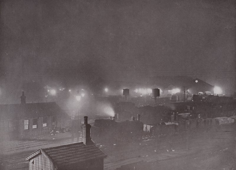 Kings Cross Goods Yard di notte da English Photographer