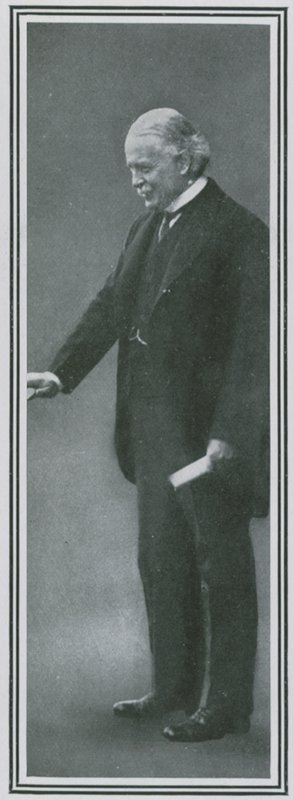 Il patrocinatore di Lady Nancy Astor, Lloyd George da English Photographer