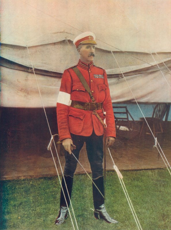 Tenente Generale Sir William Gatacre, Comandante della 3ª Divisione, Forza di Campo Sudafricana. In uniforme di servizio da ufficiale generale da English Photographer