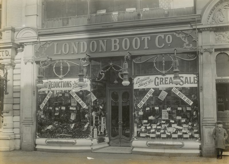 London Boot Company da English Photographer