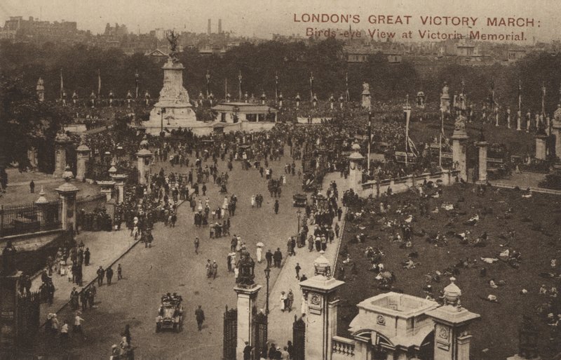 La grande marcia della vittoria di Londra, vista a volo d