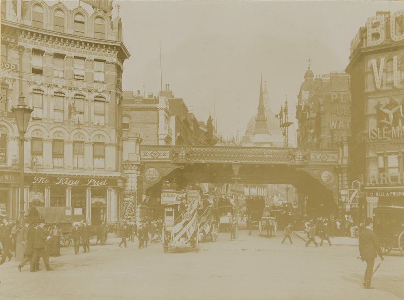 Ludgate Circus da English Photographer