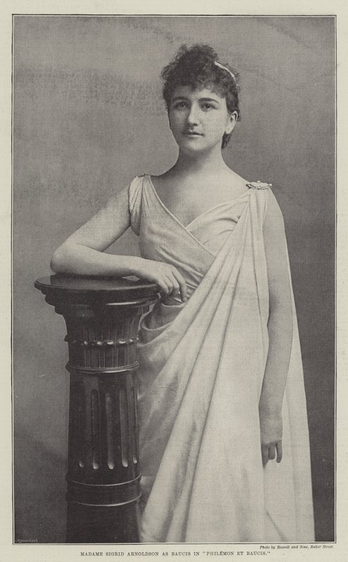Madame Sigrid Arnoldson come Baucis in Philemon et Baucis da English Photographer