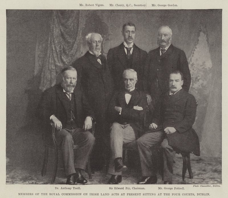 Membri della Commissione Reale sugli Atti Terrieri Irlandesi attualmente in seduta presso le Quattro Corti, Dublino da English Photographer