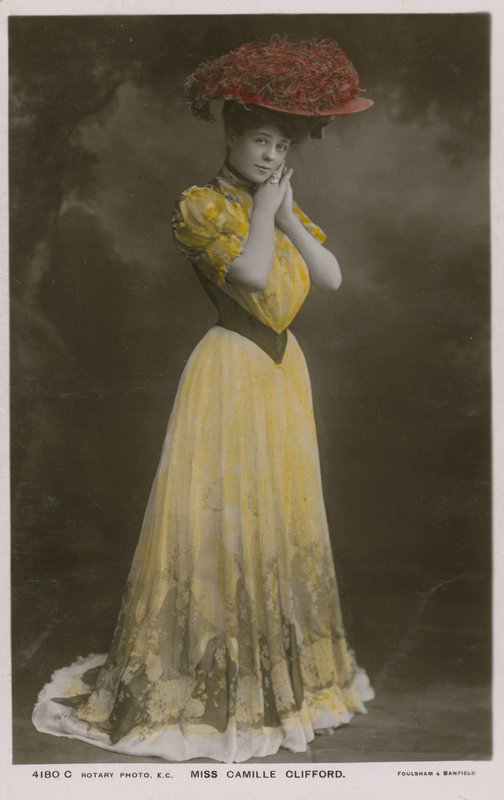Miss Camille Clifford da English Photographer