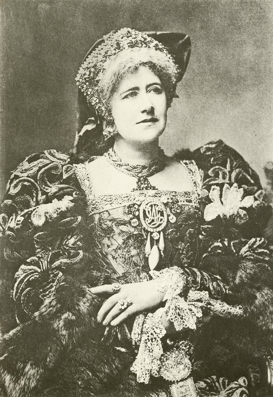 Miss Ellen Terry come Regina Caterina (incisione) da English Photographer