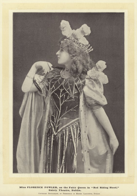 Miss Florence Fowler, come la Regina delle Fate in Cappuccetto Rosso, Gaiety Theatre, Dublino da English Photographer