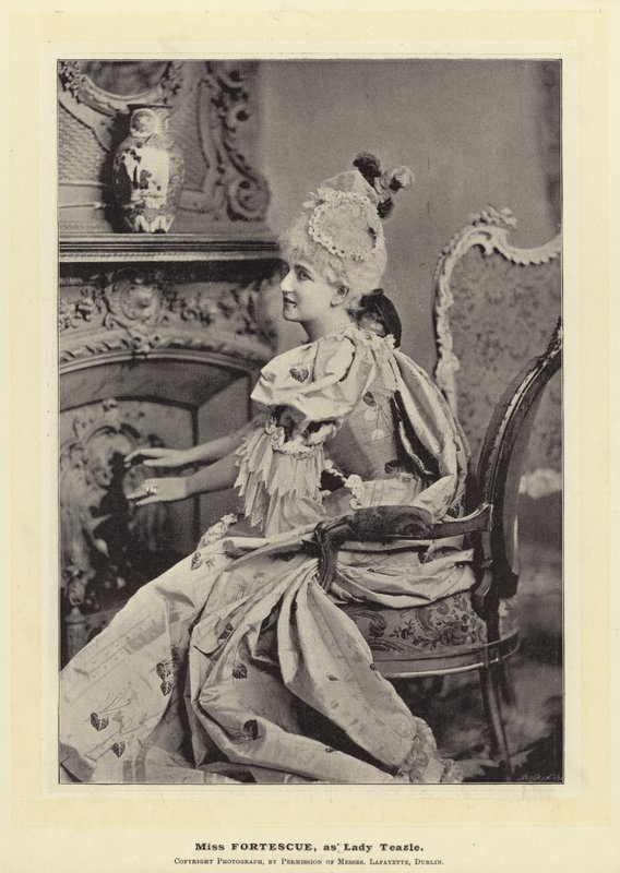 Miss Fortescue, come Lady Teazle da English Photographer