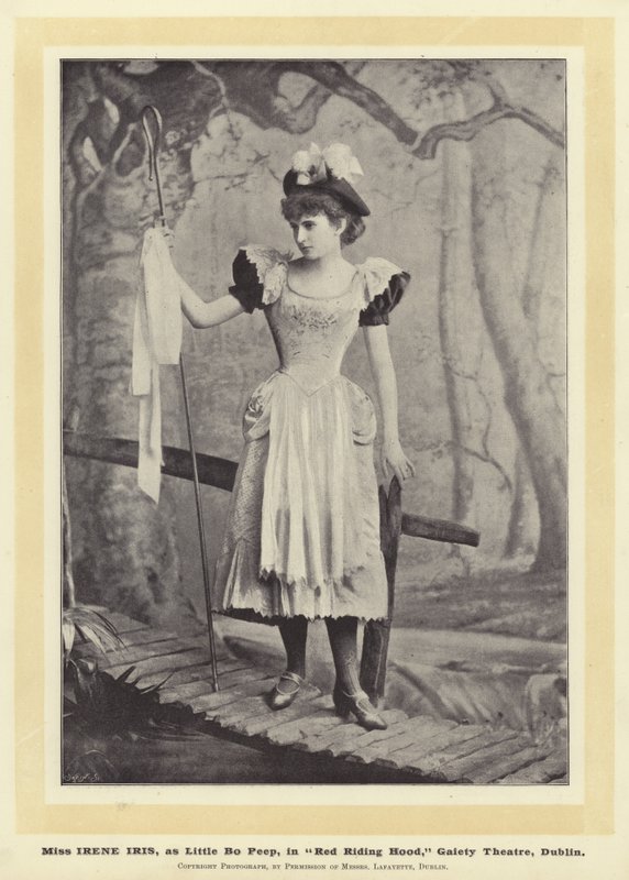 Miss Irene Iris, come Little Bo Peep, in Cappuccetto Rosso, Gaiety Theatre, Dublino da English Photographer