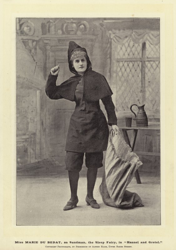 Miss Marie Du Bedat, come Sandman, la Fata del Sonno, in Hansel e Gretel da English Photographer