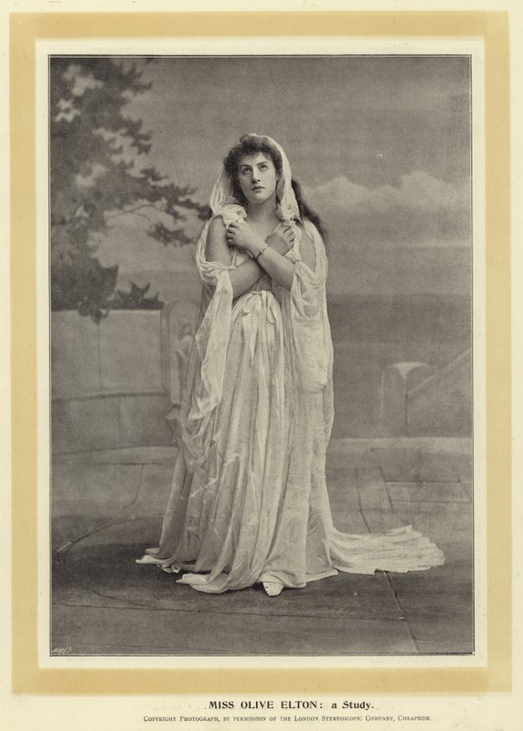 Miss Olive Elton: uno studio da English Photographer