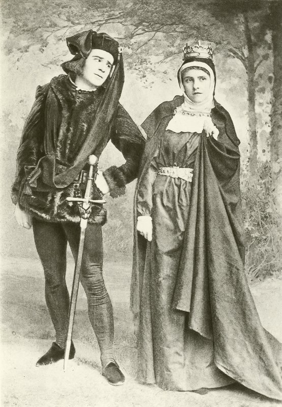 Mr R Mansfield e Miss B Cameron come Riccardo III e Lady Anne (incisione) da English Photographer