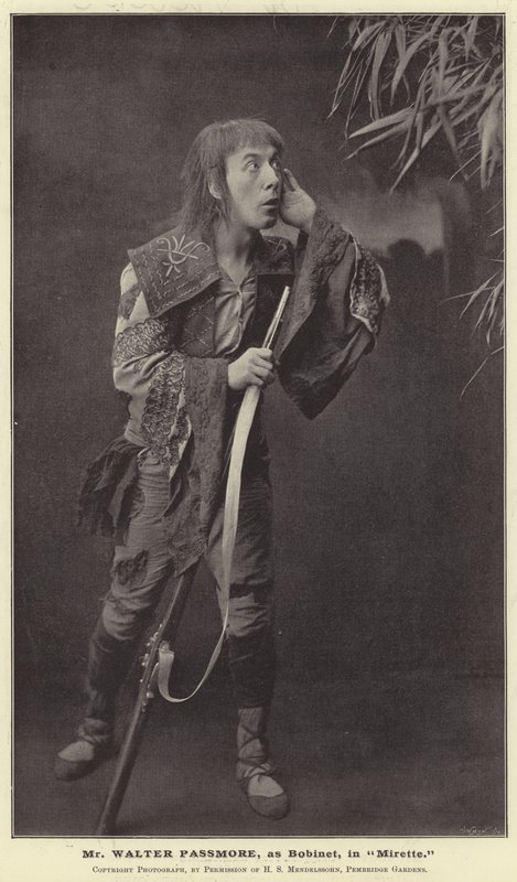 Mr Walter Passmore, come Bobinet, in Mirette da English Photographer