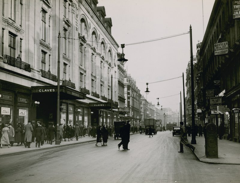 New Oxford Street, Londra da English Photographer