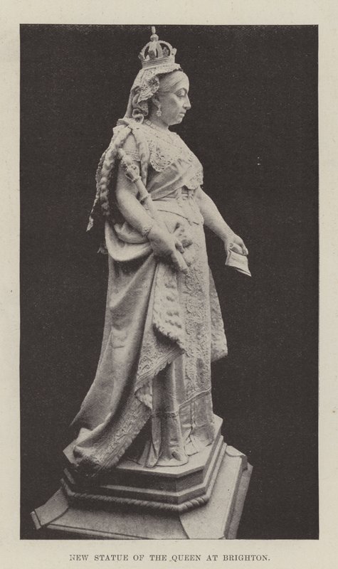 Nuova statua della Regina a Brighton da English Photographer
