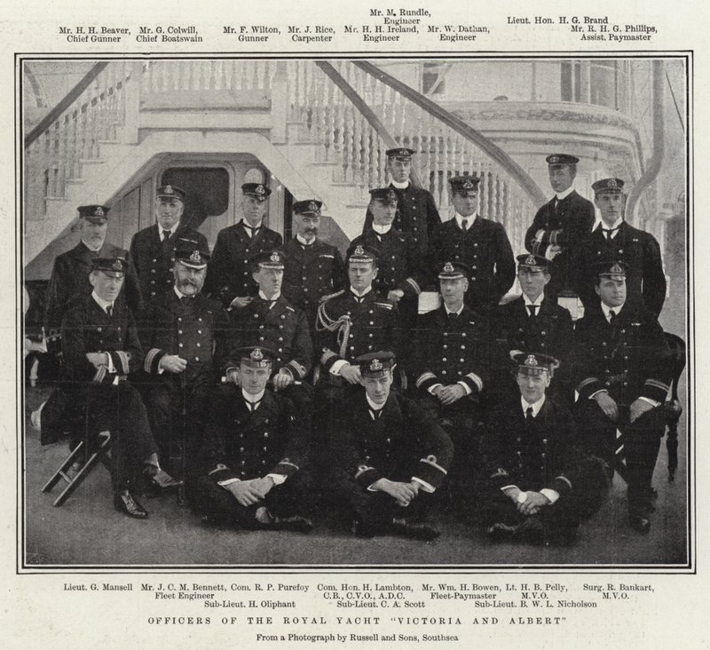 Ufficiali dello yacht reale Victoria e Albert da English Photographer