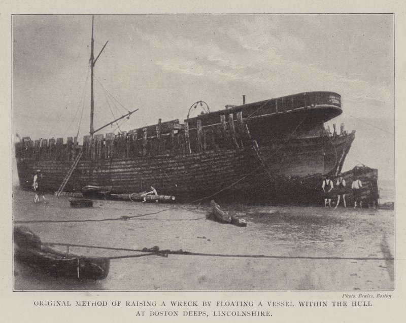 Metodo originale di sollevamento di un relitto facendo galleggiare una nave all