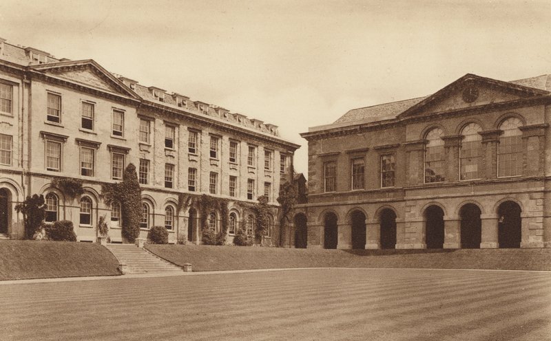 Oxford: Worcester College, La Biblioteca del diciottesimo secolo e il lato nord del Quadrangolo da English Photographer
