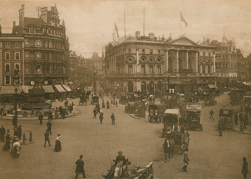 Piccadilly Circus, Londra da English Photographer