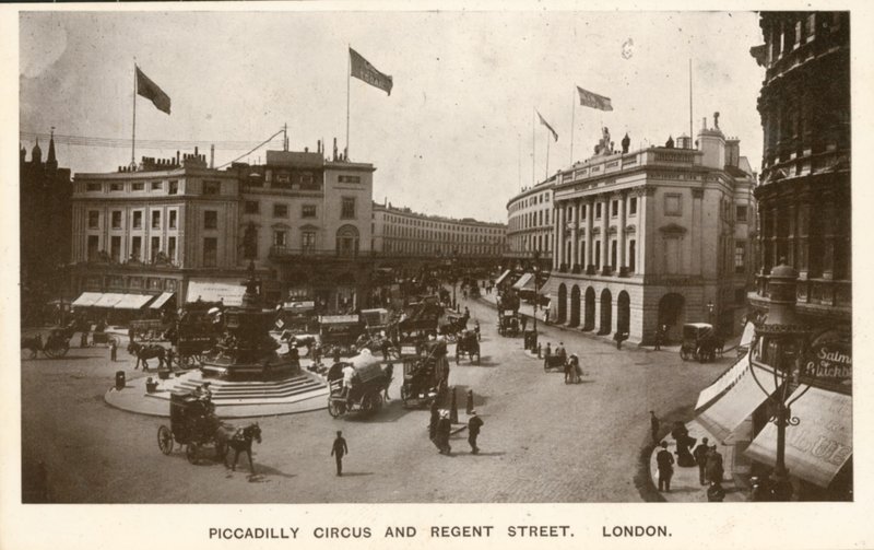 Piccadilly Circus e Regent Street, Londra da English Photographer