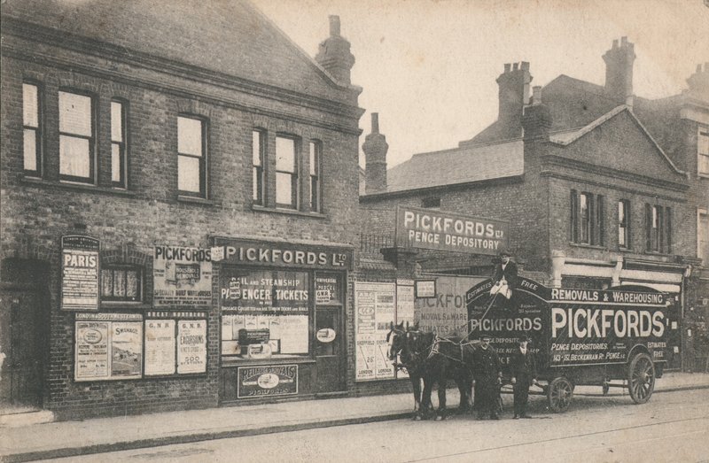 Pickfords, traslochi e magazzinaggio, Penge da English Photographer