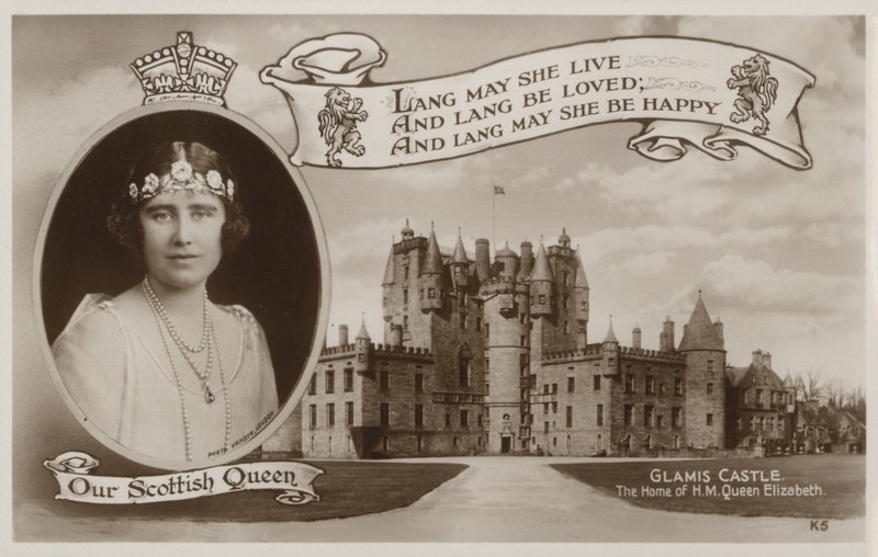 Regina Elisabetta, consorte di Re Giorgio VI da English Photographer