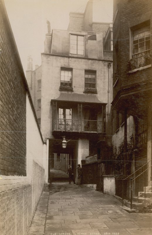 Bagni termali romani su Strand Lane da English Photographer