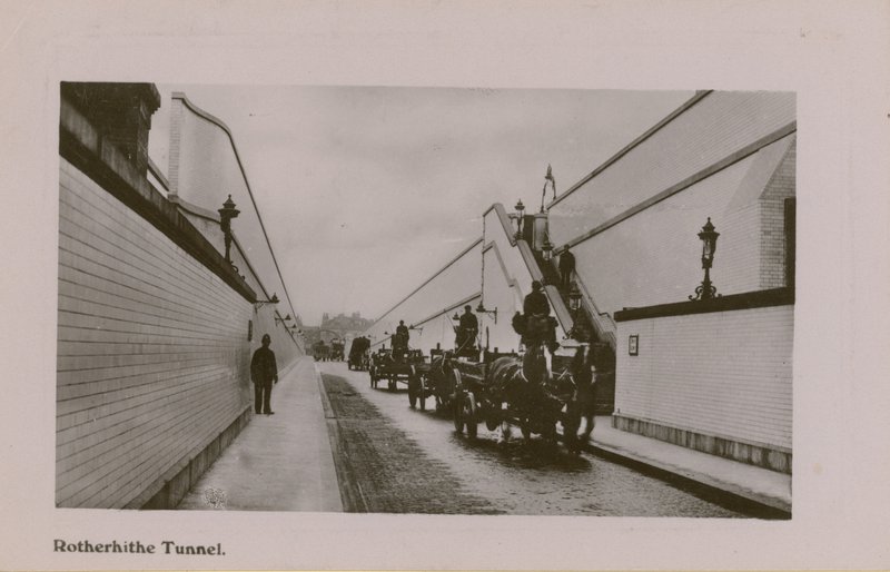Tunnel di Rotherhithe da English Photographer