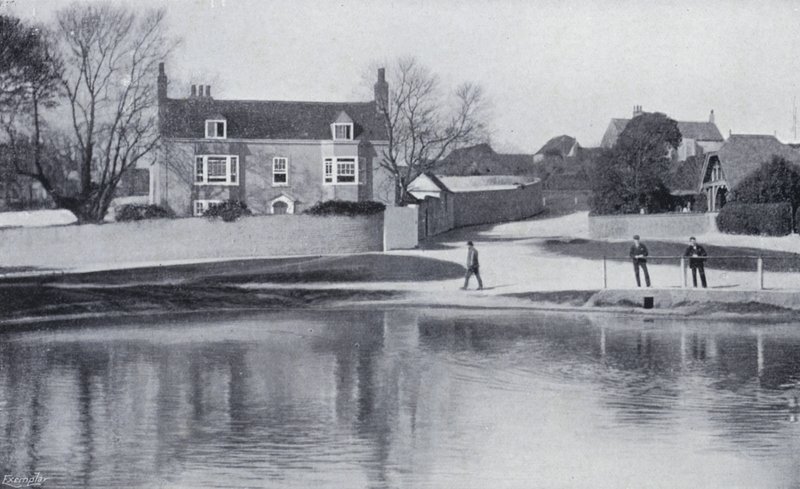 Casa di Rudyard Kipling, Rottingdean (foto b/n) da English Photographer