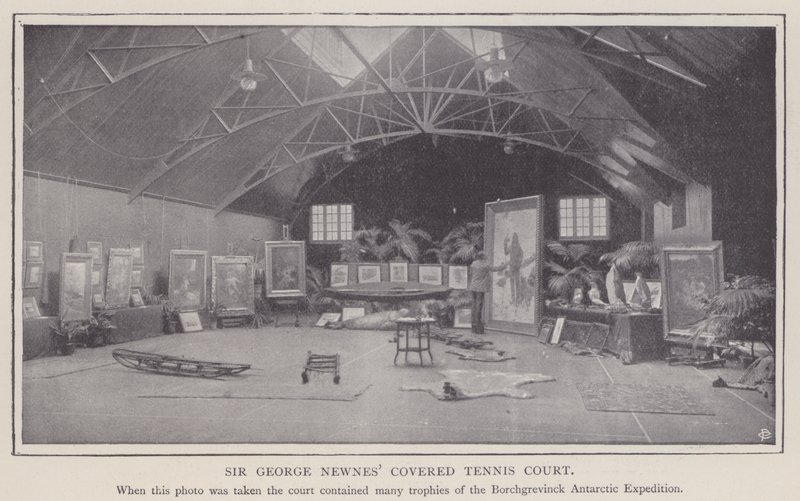 Campo da tennis coperto Sir George Newnes (foto b/n) da English Photographer