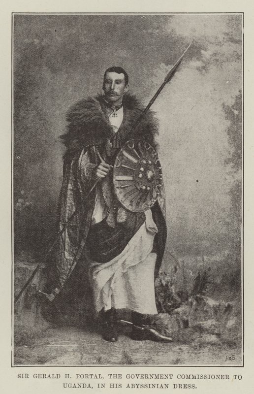 Sir Gerald H Portal, il Commissario del Governo in Uganda, nel suo abito abissino da English Photographer