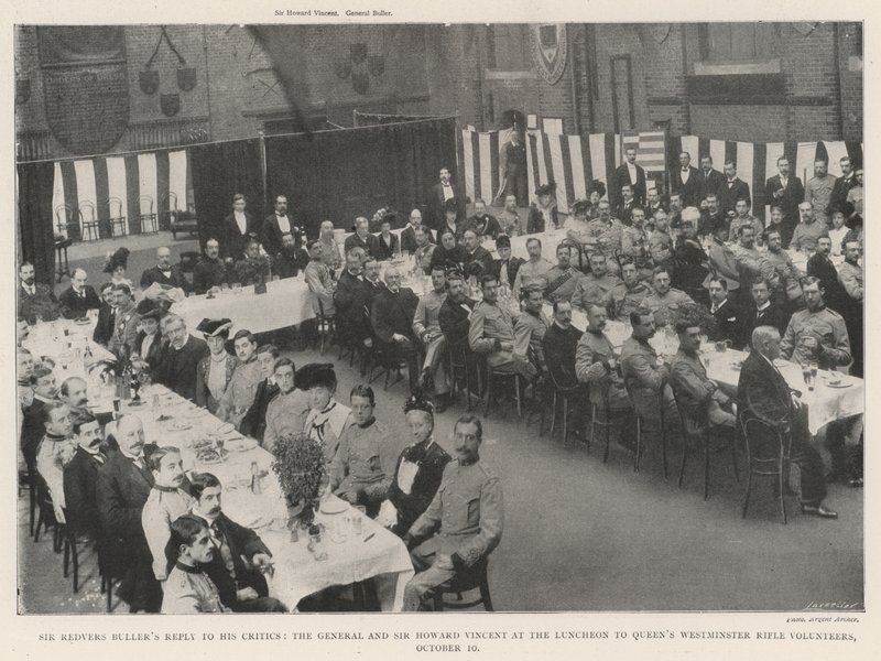 La risposta di Sir Redvers Buller ai suoi critici, il generale e Sir Howard Vincent al pranzo per i volontari dei fucilieri di Winchester della regina, 10 ottobre da English Photographer