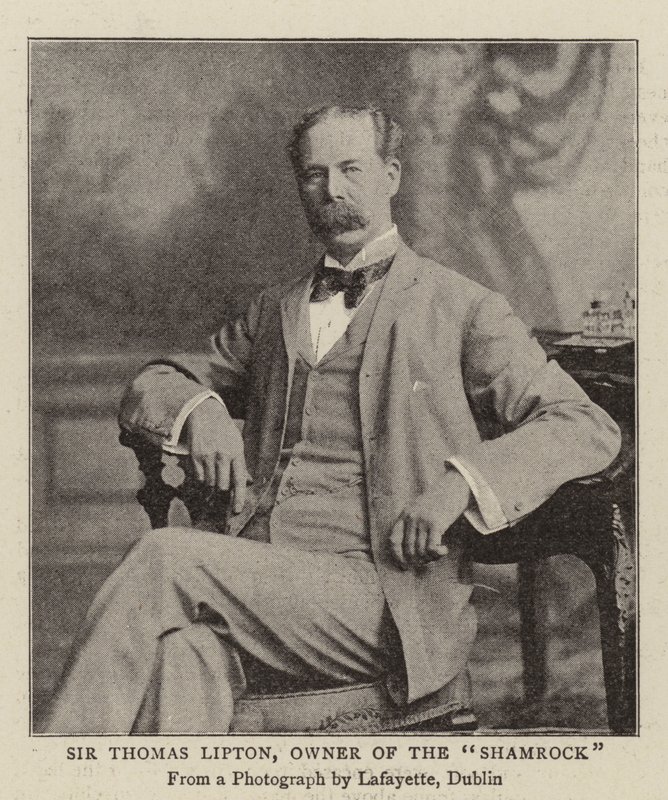 Sir Thomas Lipton, Proprietario dello Shamrock da English Photographer